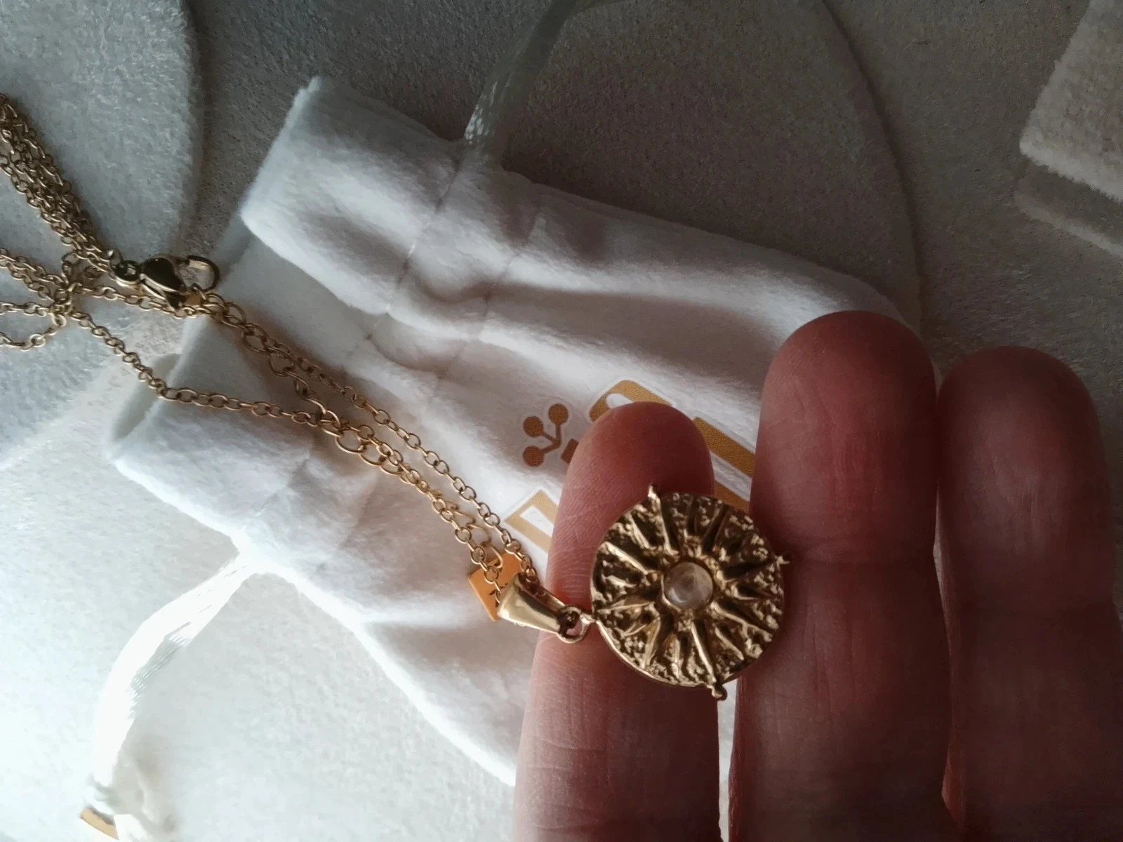 Collier médaille avec pierre naturelle Zag – photo 3